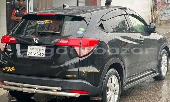 Buy Used Honda Vezel in Chittagong, Chittagong Buy Used Honda Vezel in Chittagong, Chittagong