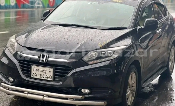 Buy Used Honda Vezel in Chittagong, Chittagong Buy Used Honda Vezel in Chittagong, Chittagong