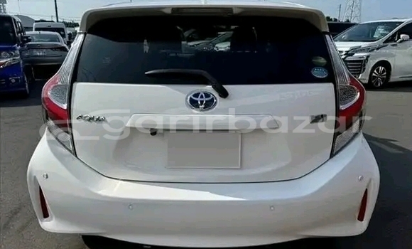 Buy Used Toyota Axio in Adamighi, Bogora