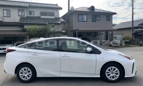 Buy Used Toyota Pius (zvw51) in Baniachang, Habiganj Buy Used Toyota Pius (zvw51) in Baniachang, Habiganj