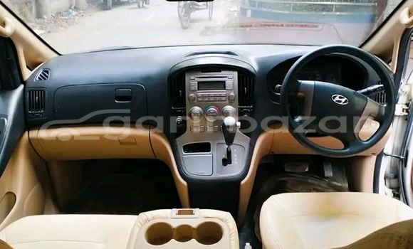 Buy Used Hyundai H1 in Bogora, Bogora Buy Used Hyundai H1 in Bogora, Bogora