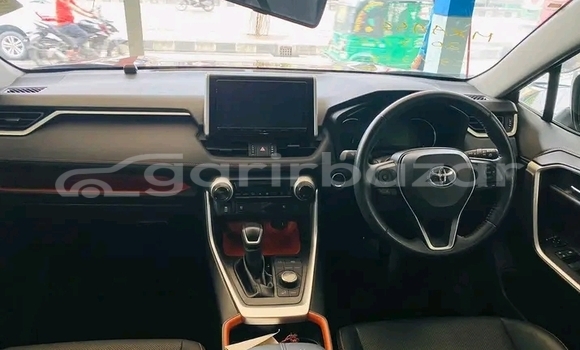 Buy Used Toyota Rav 4 in Boalkhali, Chattagam Buy Used Toyota Rav 4 in Boalkhali, Chattagam