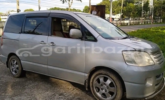 Buy Used Toyota Noah in Baniachang, Habiganj Buy Used Toyota Noah in Baniachang, Habiganj