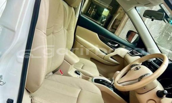 Buy Used 2016 Nissan X–Trail in Dhaka, Dhaka Buy Used 2016 Nissan X–Trail in Dhaka, Dhaka