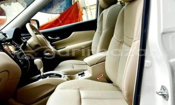 Buy Used 2016 Nissan X–Trail in Dhaka, Dhaka Buy Used 2016 Nissan X–Trail in Dhaka, Dhaka