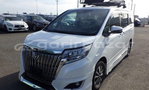 কেনা ব্যবহৃত Toyota esquire gi Pearl গাড়ী মধ্যে ঢাকা মধ্যে Dhaka কেনা ব্যবহৃত Toyota esquire gi Pearl গাড়ী মধ্যে ঢাকা মধ্যে Dhaka