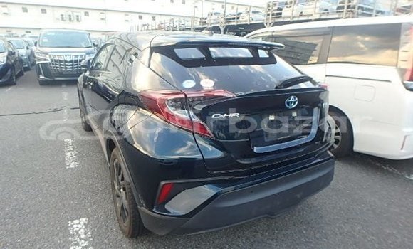 Buy Used 2020 Toyota C-HR in Dhaka, Dhaka Buy Used 2020 Toyota C-HR in Dhaka, Dhaka