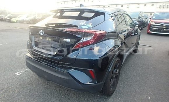 Buy Used 2020 Toyota C-HR in Dhaka, Dhaka Buy Used 2020 Toyota C-HR in Dhaka, Dhaka