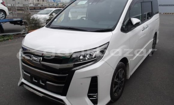Buy Used 2021 Toyota Noah in Bajitpur, Kishorganj Buy Used 2021 Toyota Noah in Bajitpur, Kishorganj