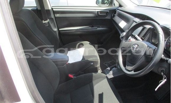 Buy Used 2021 Toyota axio in Bajitpur, Kishorganj Buy Used 2021 Toyota axio in Bajitpur, Kishorganj