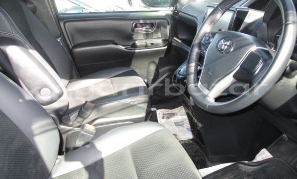 Buy Used 2020 Toyota Voxy in Dhaka, Dhaka Buy Used 2020 Toyota Voxy in Dhaka, Dhaka