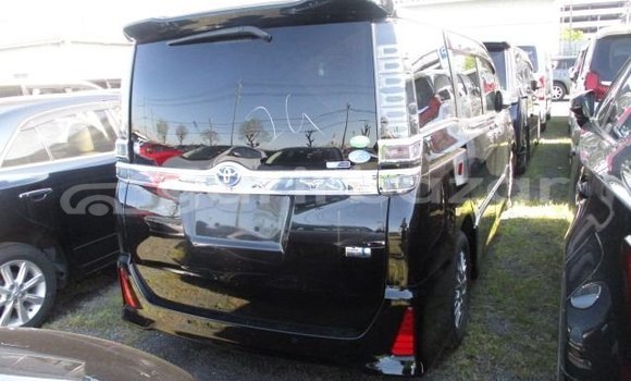 Buy Used 2020 Toyota Voxy in Dhaka, Dhaka Buy Used 2020 Toyota Voxy in Dhaka, Dhaka