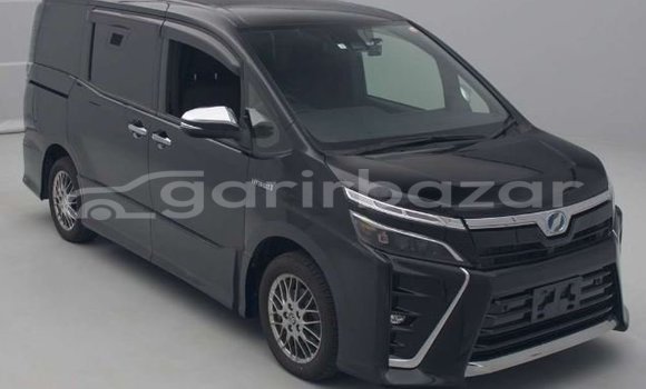 Buy Used 2021 Toyota Voxy in Dhaka, Dhaka Buy Used 2021 Toyota Voxy in Dhaka, Dhaka