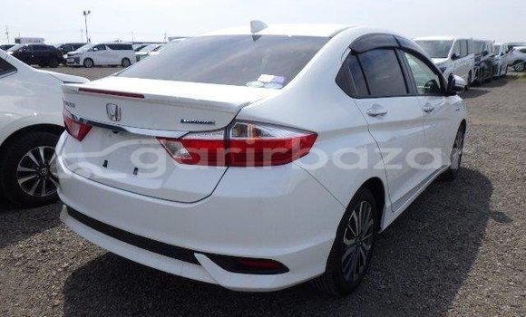 Buy Used 2021 Honda Grace in Dhaka, Dhaka Buy Used 2021 Honda Grace in Dhaka, Dhaka