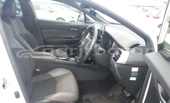 Buy Used Toyota C-HR in Bajitpur, Kishorganj Buy Used Toyota C-HR in Bajitpur, Kishorganj