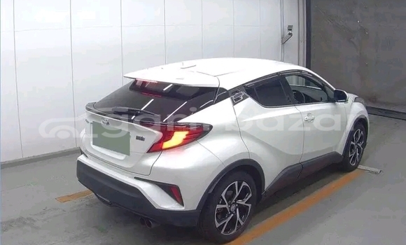 Buy Used Toyota C-HR in Bajitpur, Kishorganj Buy Used Toyota C-HR in Bajitpur, Kishorganj