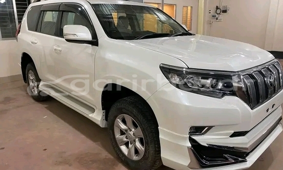 Buy Used Toyota Land cruiser prado in Baniachang, Habiganj Buy Used Toyota Land cruiser prado in Baniachang, Habiganj