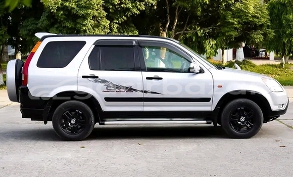 Buy Used Honda CR-V in Baniachang, Habiganj Buy Used Honda CR-V in Baniachang, Habiganj