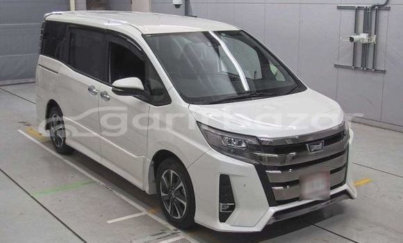 কেনা ব্যবহৃত Toyota noah si wxb Pearl গাড়ী মধ্যে ঢাকা মধ্যে Dhaka কেনা ব্যবহৃত Toyota noah si wxb Pearl গাড়ী মধ্যে ঢাকা মধ্যে Dhaka