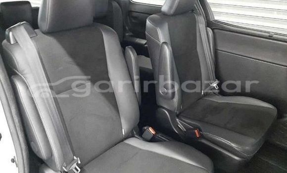 কেনা ব্যবহৃত Toyota noah si wxb Pearl গাড়ী মধ্যে ঢাকা মধ্যে Dhaka কেনা ব্যবহৃত Toyota noah si wxb Pearl গাড়ী মধ্যে ঢাকা মধ্যে Dhaka