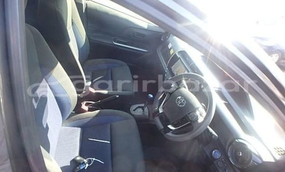 কেনা ব্যবহৃত Toyota Aqua Gray গাড়ী মধ্যে ঢাকা মধ্যে Dhaka কেনা ব্যবহৃত Toyota Aqua Gray গাড়ী মধ্যে ঢাকা মধ্যে Dhaka