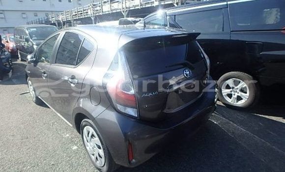 কেনা ব্যবহৃত Toyota Aqua Gray গাড়ী মধ্যে ঢাকা মধ্যে Dhaka কেনা ব্যবহৃত Toyota Aqua Gray গাড়ী মধ্যে ঢাকা মধ্যে Dhaka