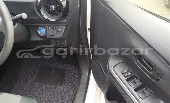 কেনা ব্যবহৃত Toyota aqua s Pearl গাড়ী মধ্যে ঢাকা মধ্যে Dhaka কেনা ব্যবহৃত Toyota aqua s Pearl গাড়ী মধ্যে ঢাকা মধ্যে Dhaka