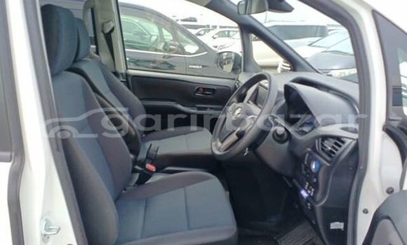 কেনা ব্যবহৃত Toyota X Noah Pearl গাড়ী মধ্যে ঢাকা মধ্যে Dhaka কেনা ব্যবহৃত Toyota X Noah Pearl গাড়ী মধ্যে ঢাকা মধ্যে Dhaka