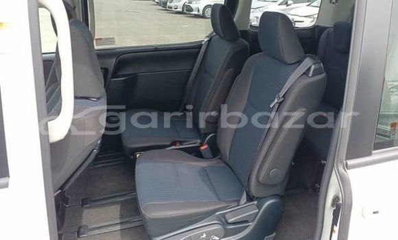 কেনা ব্যবহৃত Toyota X Noah Pearl গাড়ী মধ্যে ঢাকা মধ্যে Dhaka কেনা ব্যবহৃত Toyota X Noah Pearl গাড়ী মধ্যে ঢাকা মধ্যে Dhaka