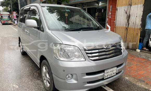 Buy Used 2020 Toyota Noah in Adamighi, Bogora Buy Used 2020 Toyota Noah in Adamighi, Bogora