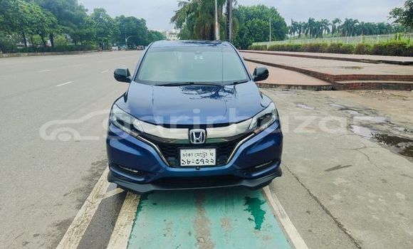 Buy Used 2020 Honda Vezel in Badarganj, Rangpur Buy Used 2020 Honda Vezel in Badarganj, Rangpur
