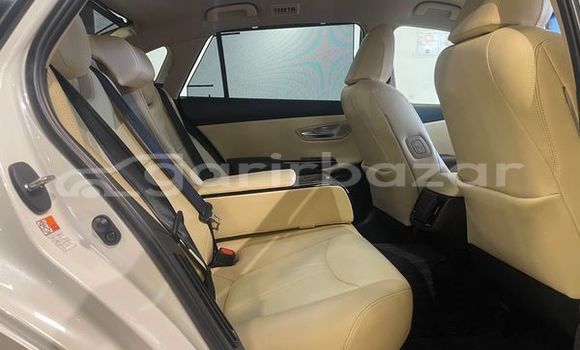 Buy Used 2018 Toyota Crown in Dhaka, Dhaka Buy Used 2018 Toyota Crown in Dhaka, Dhaka
