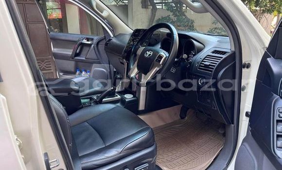 Buy Used 2011 Toyota Land cruiser prado in Dhaka, Dhaka Buy Used 2011 Toyota Land cruiser prado in Dhaka, Dhaka