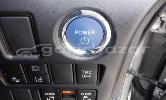 Buy Used 2019 Toyota Noah in Dhaka, Dhaka Buy Used 2019 Toyota Noah in Dhaka, Dhaka