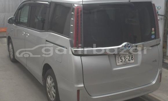 Buy Used 2019 Toyota Noah in Badarganj, Rangpur Buy Used 2019 Toyota Noah in Badarganj, Rangpur