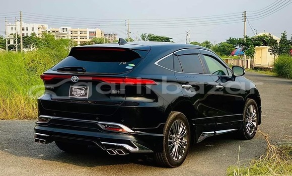 Buy Used 2020 Toyota Harrier in Dhaka, Dhaka Buy Used 2020 Toyota Harrier in Dhaka, Dhaka