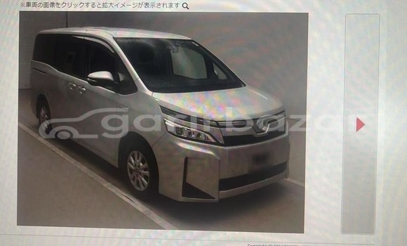 কেনা ব্যবহৃত Toyota Voxy White গাড়ী মধ্যে ঢাকা মধ্যে Dhaka কেনা ব্যবহৃত Toyota Voxy White গাড়ী মধ্যে ঢাকা মধ্যে Dhaka