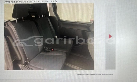 কেনা ব্যবহৃত Toyota Voxy White গাড়ী মধ্যে ঢাকা মধ্যে Dhaka কেনা ব্যবহৃত Toyota Voxy White গাড়ী মধ্যে ঢাকা মধ্যে Dhaka