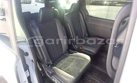 কেনা ব্যবহৃত Toyota Esquire White গাড়ী মধ্যে বাগেরহাট মধ্যে Khulna কেনা ব্যবহৃত Toyota Esquire White গাড়ী মধ্যে বাগেরহাট মধ্যে Khulna