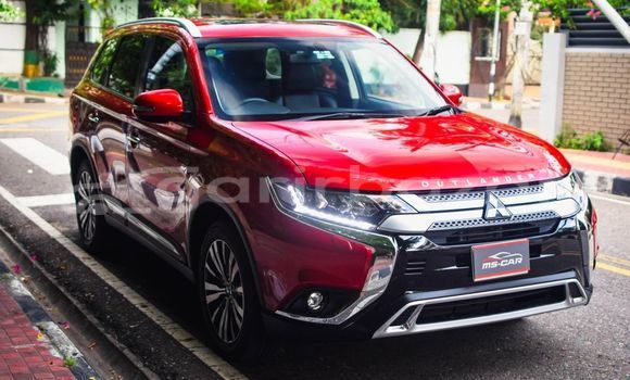 Buy Used 2021 Mitsubishi outlander in Dhaka, Dhaka Buy Used 2021 Mitsubishi outlander in Dhaka, Dhaka
