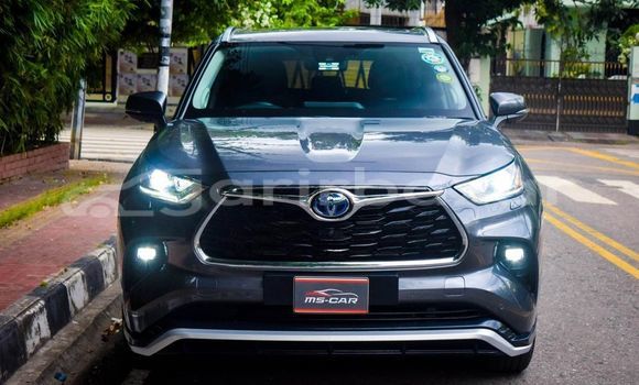 Buy Used 2020 Toyota Highlander in Dhaka, Dhaka Buy Used 2020 Toyota Highlander in Dhaka, Dhaka