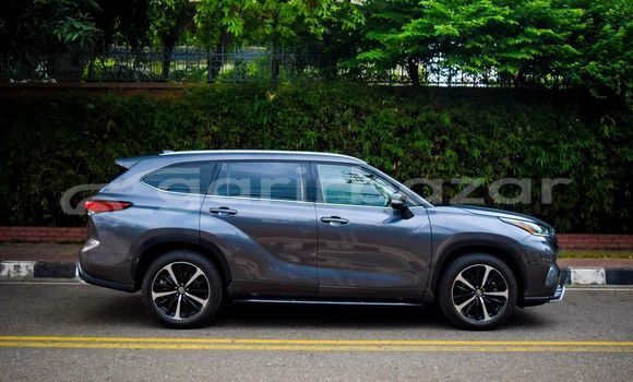 Buy Used 2020 Toyota Highlander in Dhaka, Dhaka Buy Used 2020 Toyota Highlander in Dhaka, Dhaka