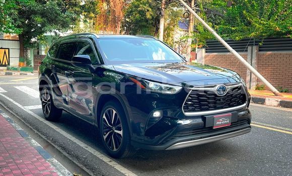 Buy Used 2021 Toyota Highlander in Dhaka, Dhaka Buy Used 2021 Toyota Highlander in Dhaka, Dhaka