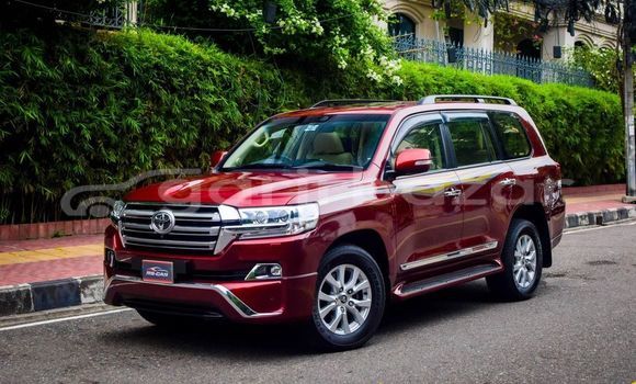 Buy Used 2021 Toyota Land Cruiser in Dhaka, Dhaka Buy Used 2021 Toyota Land Cruiser in Dhaka, Dhaka