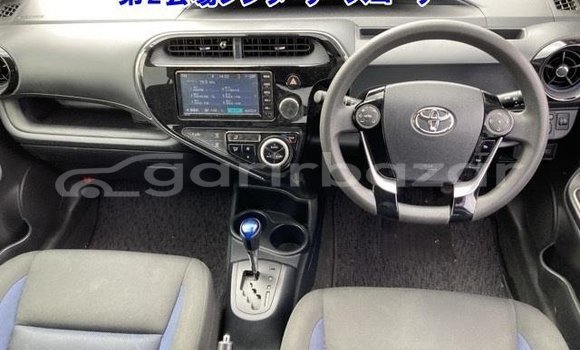 Buy Used 2020 Toyota Aqua in Bagerhat, Khulna Buy Used 2020 Toyota Aqua in Bagerhat, Khulna