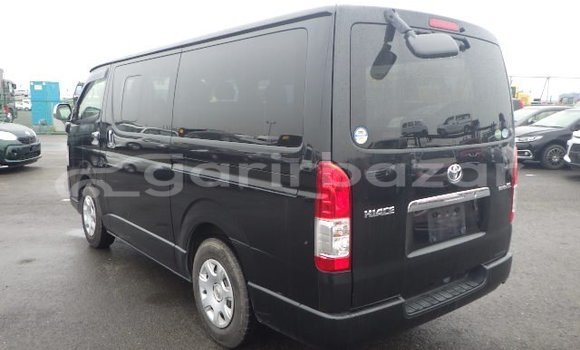 Buy Used 2021 Toyota Hiace in Alamdanga, Chuadanga Buy Used 2021 Toyota Hiace in Alamdanga, Chuadanga