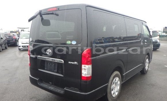 Buy Used 2021 Toyota Hiace in Alamdanga, Chuadanga Buy Used 2021 Toyota Hiace in Alamdanga, Chuadanga
