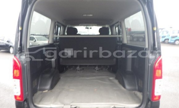 Buy Used 2021 Toyota Hiace in Alamdanga, Chuadanga Buy Used 2021 Toyota Hiace in Alamdanga, Chuadanga