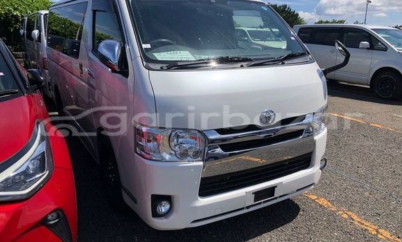 কেনা ব্যবহৃত Toyota Hiace White গাড়ী মধ্যে ঢাকা মধ্যে Dhaka কেনা ব্যবহৃত Toyota Hiace White গাড়ী মধ্যে ঢাকা মধ্যে Dhaka
