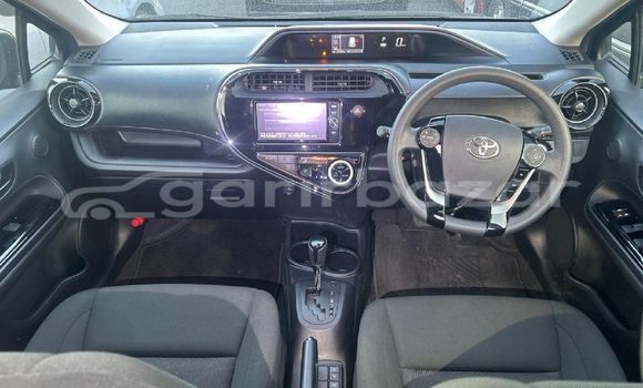 কেনা ব্যবহৃত Toyota Aqua Black গাড়ী মধ্যে ঢাকা মধ্যে Dhaka কেনা ব্যবহৃত Toyota Aqua Black গাড়ী মধ্যে ঢাকা মধ্যে Dhaka